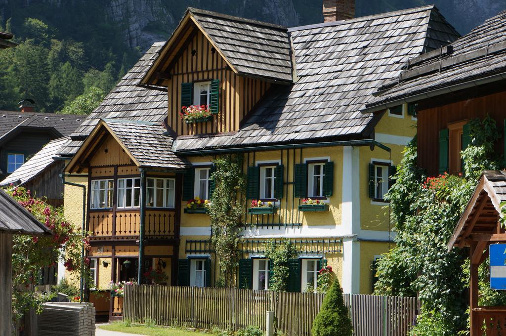 Gasthof Pension Gruner Anger Hallstatt Exterior photo